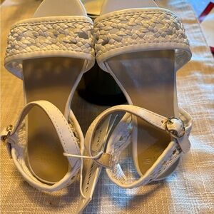 Janie and Jack Cream Toddler -Woven-Strap Ankle Buckle Sandals